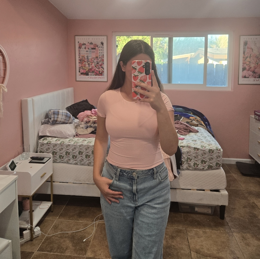 Francescas x Blue Rain Collab Soft Pink Tee – (Size XS)